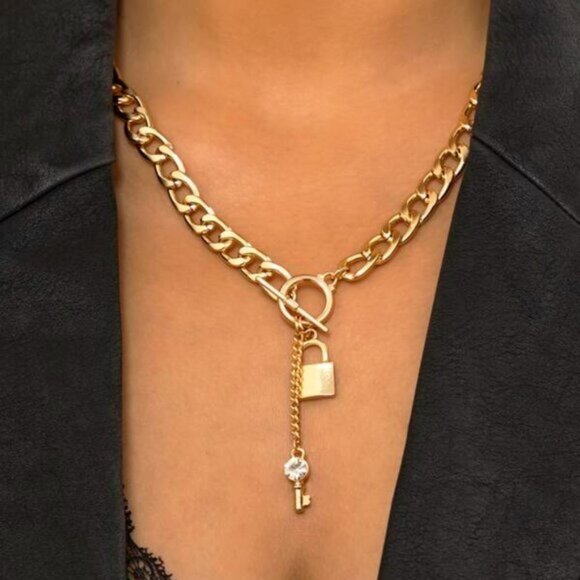 Jewelry - 18K Gold Filled Lock & Key Pendant Chain Necklace
